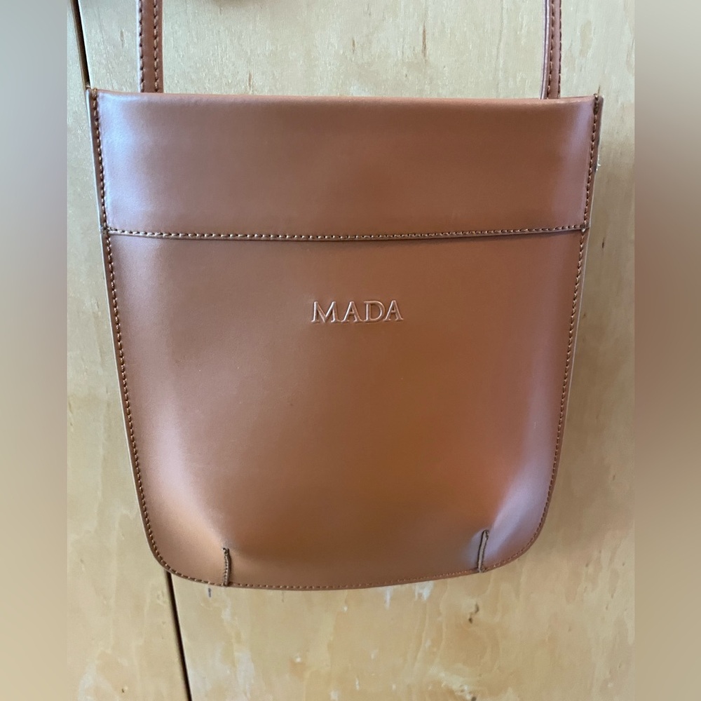 MADA Italian leather crossbody bag in caramel. From Italy. Excellent condition.